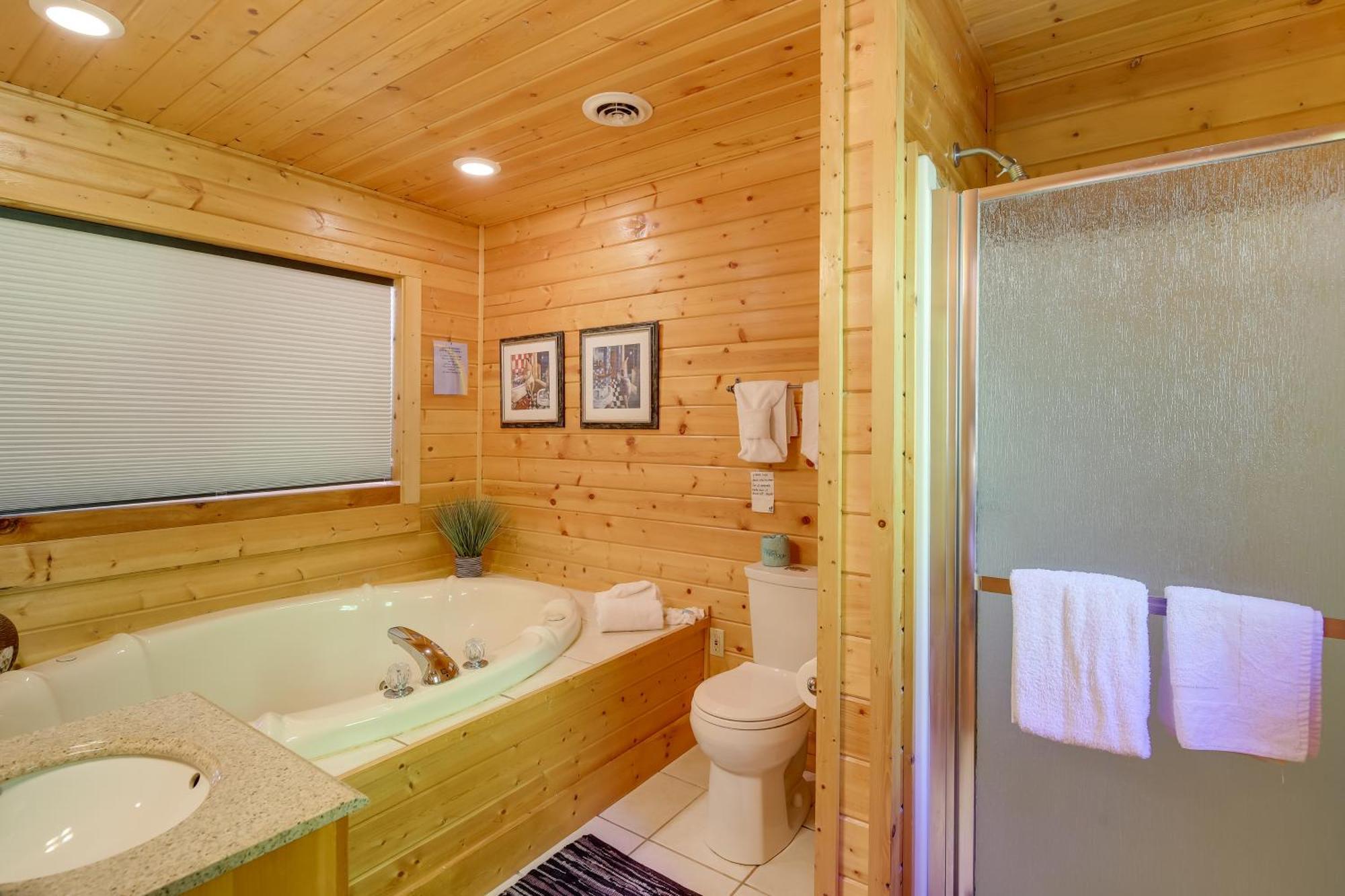 Secluded And Wooded Wears Valley Cabin With Fire Pit! Sevierville Exteriér fotografie
