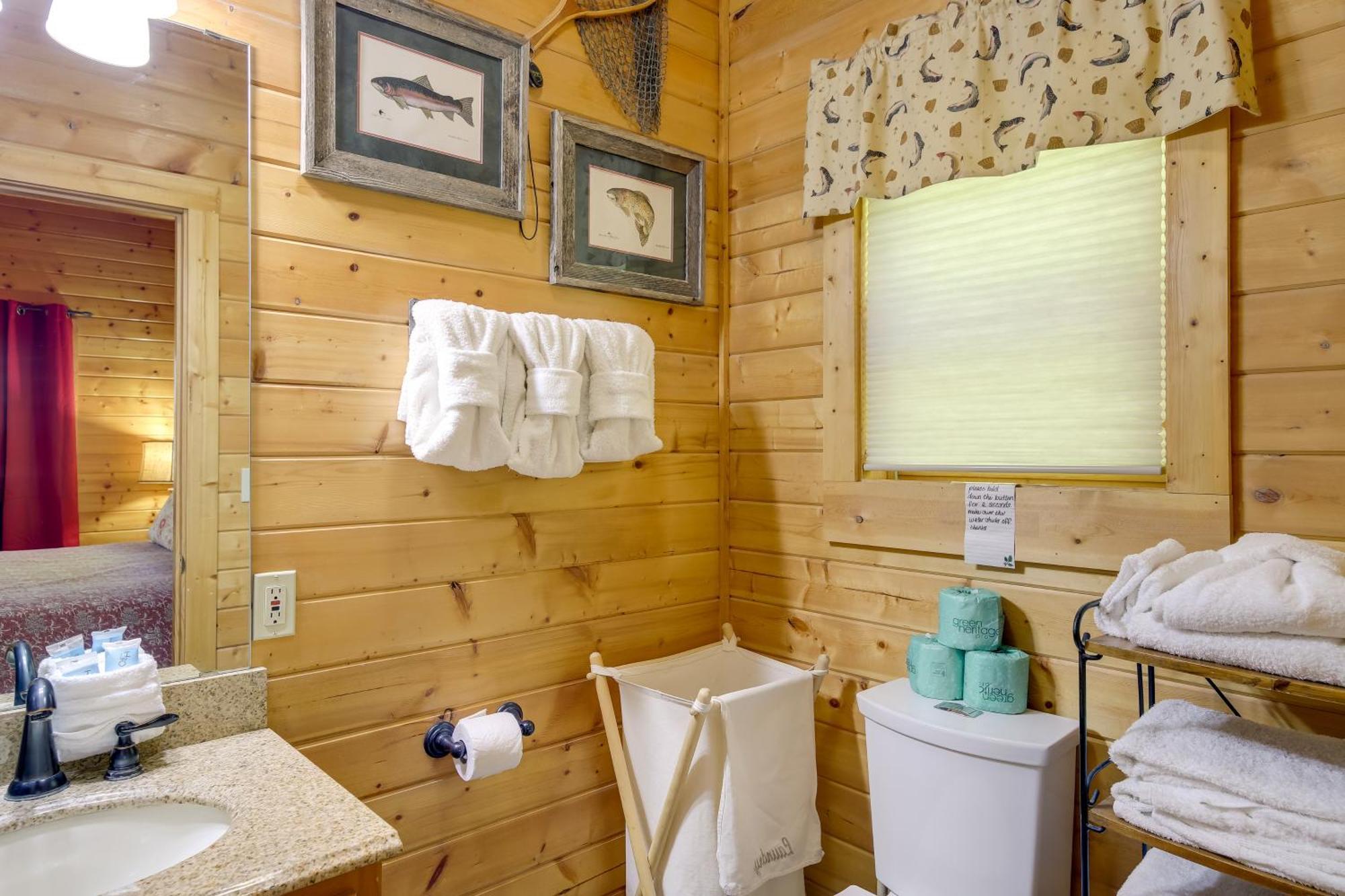 Secluded And Wooded Wears Valley Cabin With Fire Pit! Sevierville Exteriér fotografie