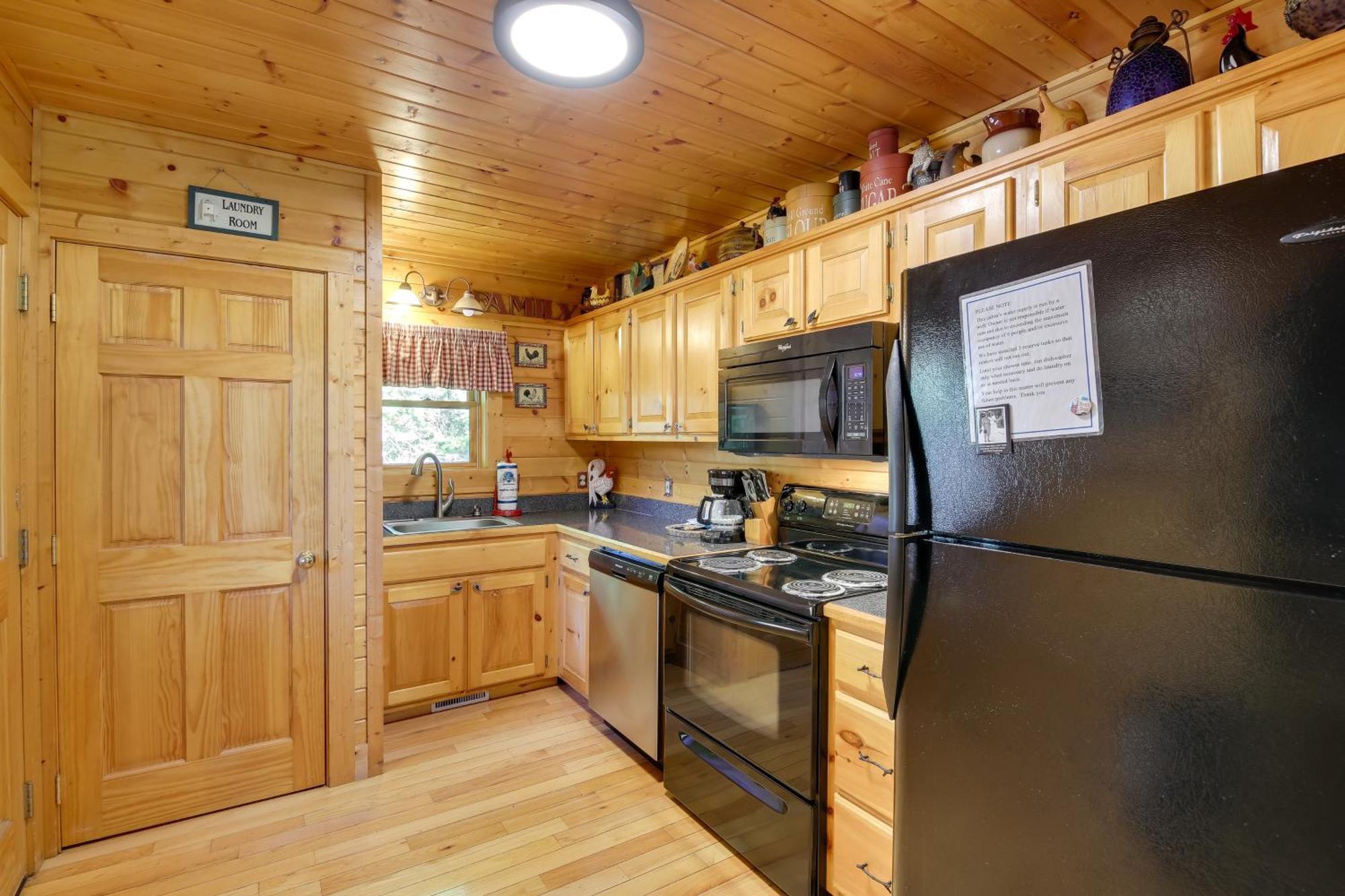 Secluded And Wooded Wears Valley Cabin With Fire Pit! Sevierville Exteriér fotografie