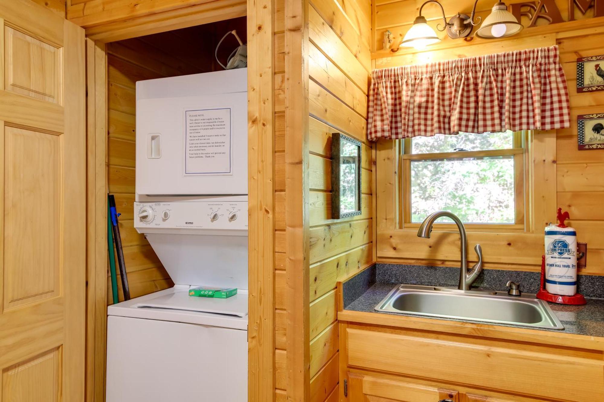 Secluded And Wooded Wears Valley Cabin With Fire Pit! Sevierville Exteriér fotografie