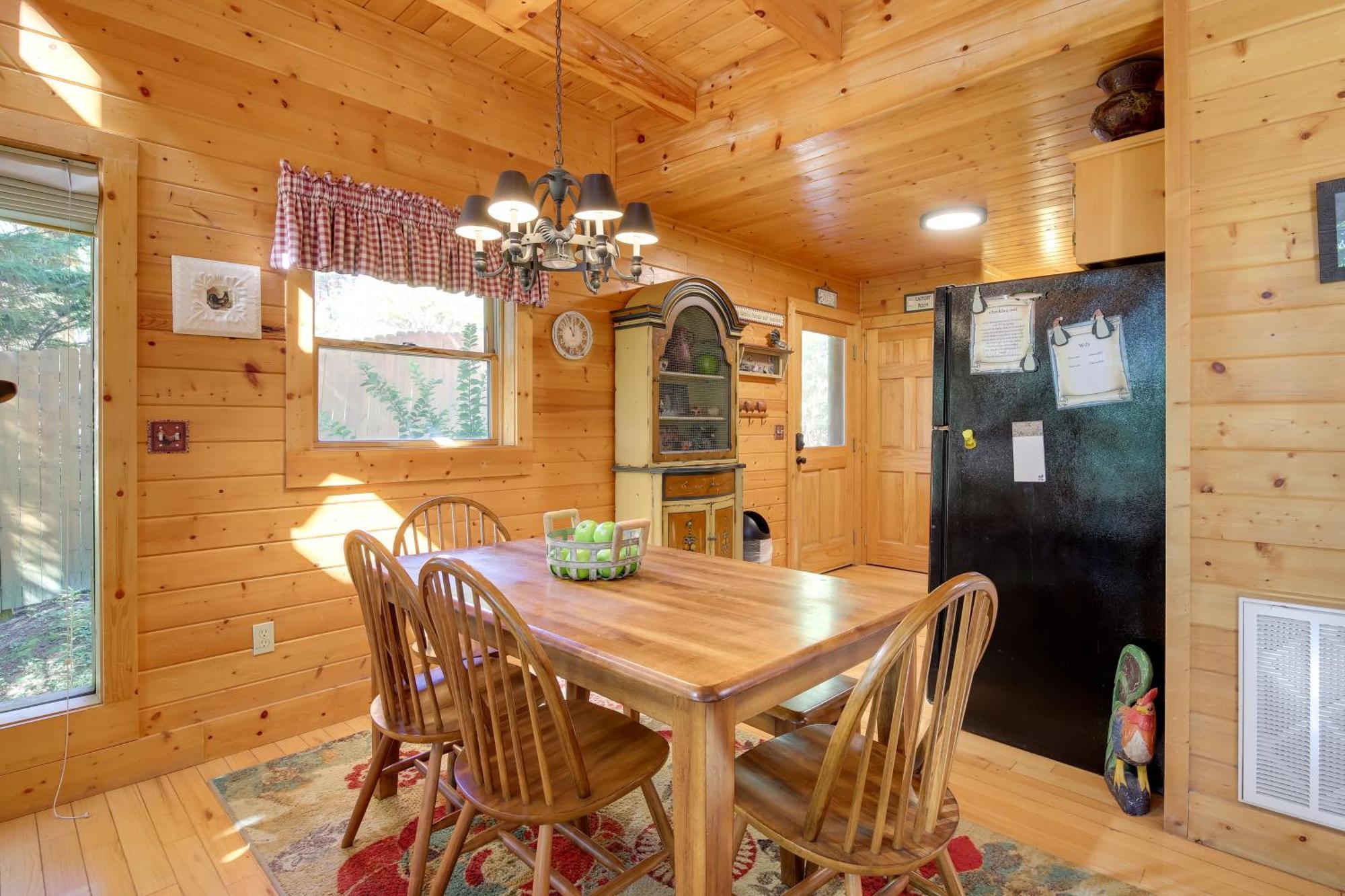 Secluded And Wooded Wears Valley Cabin With Fire Pit! Sevierville Exteriér fotografie