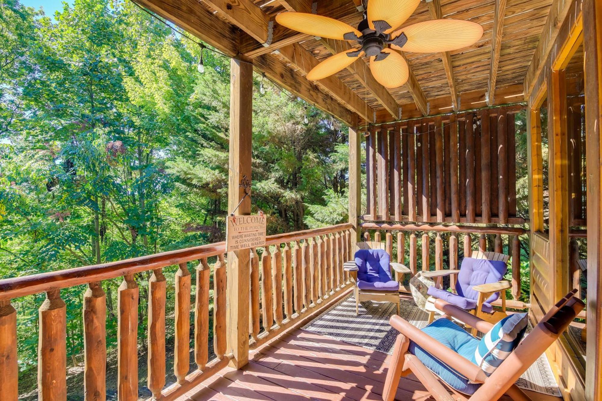 Secluded And Wooded Wears Valley Cabin With Fire Pit! Sevierville Exteriér fotografie